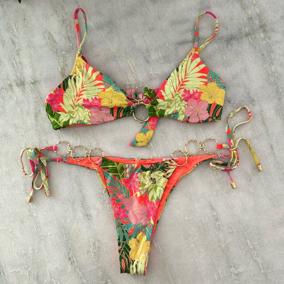 NWOT Beach Bunny Bikini in Jungle Floral - Picture 3 of 5